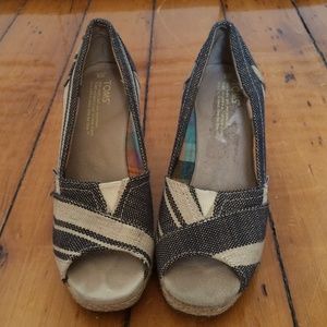 Toms peep toe wedges