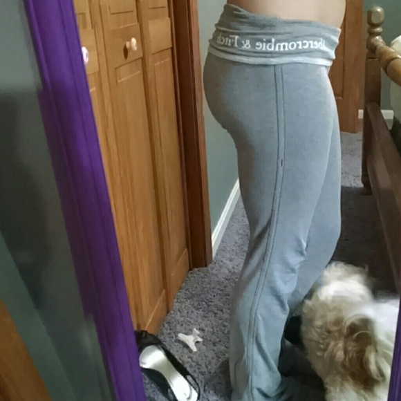 Abercrombie & Fitch yoga pants