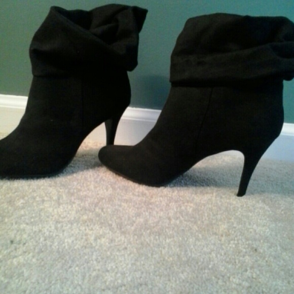 S O L D!!! Black high heel booties