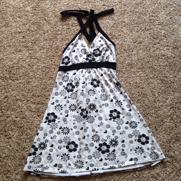 Vanity halter dress. Size Medium.