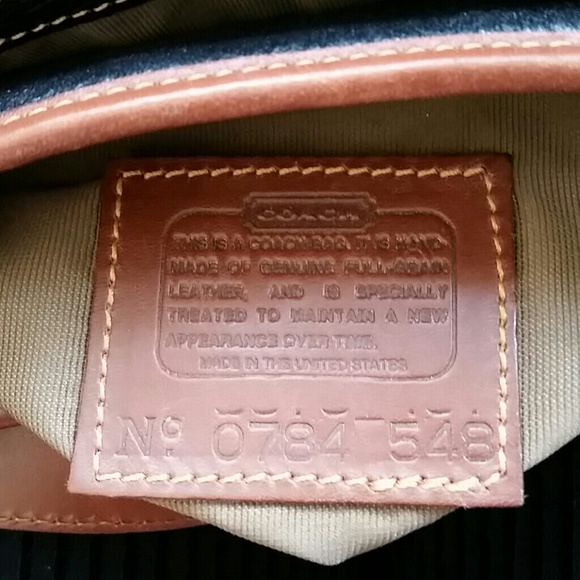 COACH OVER THE SHOULDER HANDBAG. - Picture 3 of 3