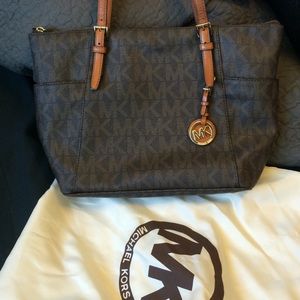 Michael kors purse