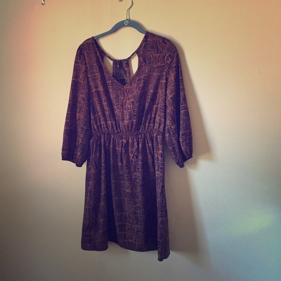 3/4 Sleeve Cut Open Back Pattern Dress