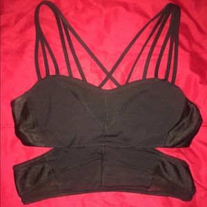 Rare Lululemon sports bra, Size 4. Great condition