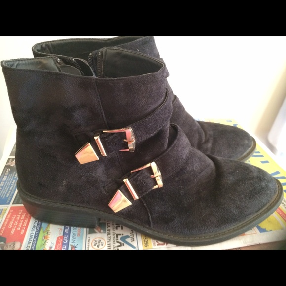 Steve Madden booties