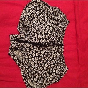 Brandy Melville shorts! Perfect for summer ☀️