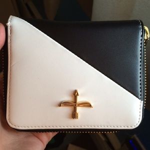 Pour la Victoire wallet