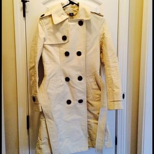 Gap XS trench coat