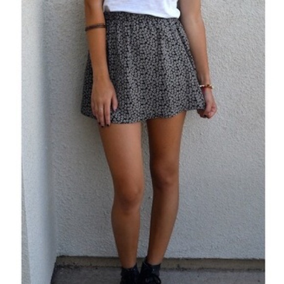 Brandy Melville floral skirt