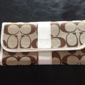 Coach wallet