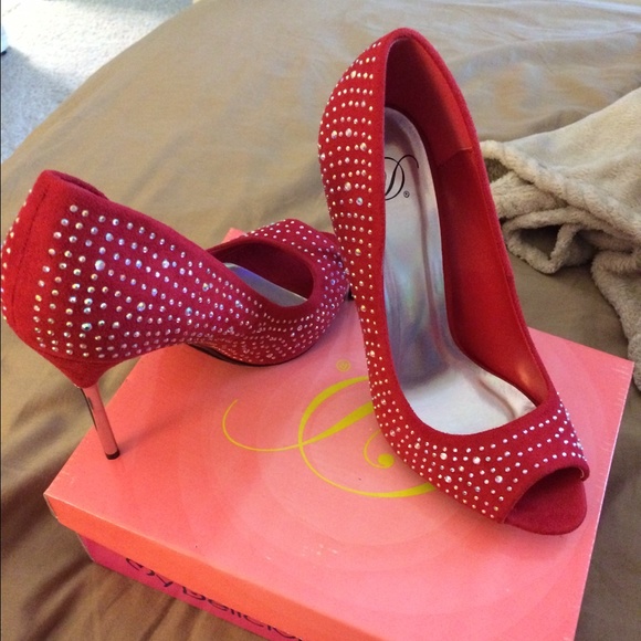 Red stilettos💥💥sexy💥💥hot