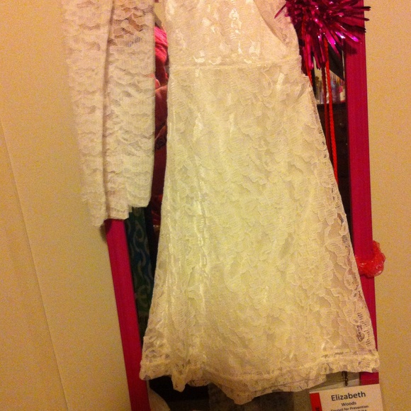 Lace dreas