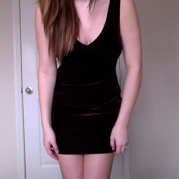 Super Sexy Vintage Velvet Dress - Picture 2 of 2
