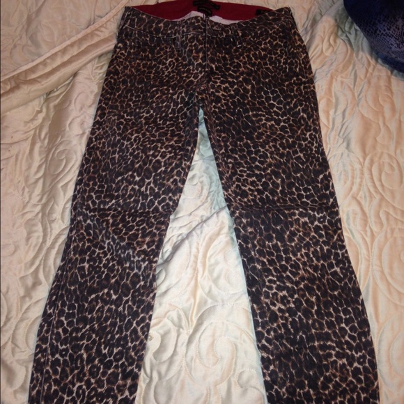 Cheetah print pants,