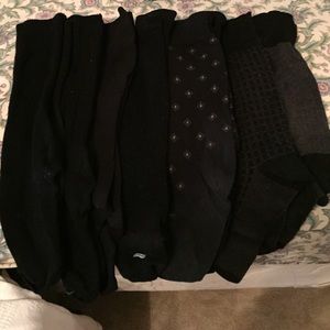 7 pairs men's black socks
