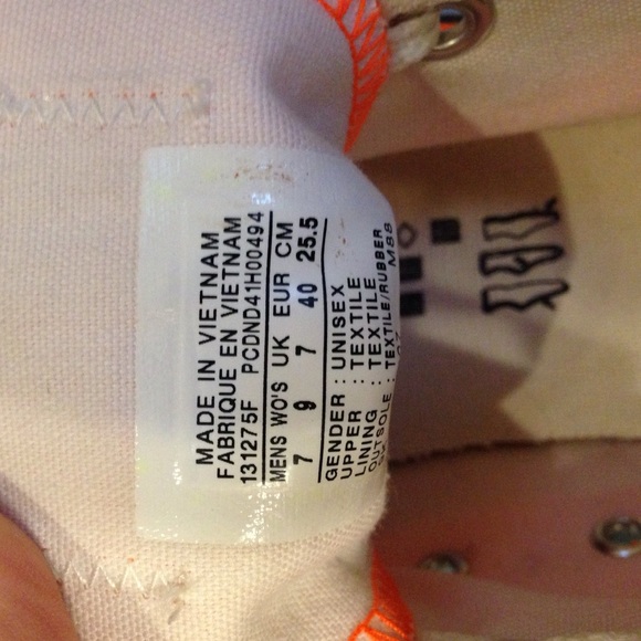 Sold🚫🚫🚫Neon orange Coverse - Picture 2 of 3