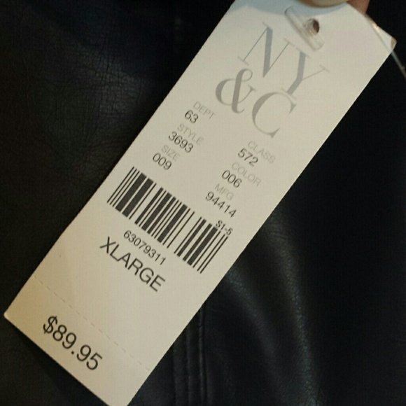 Black Jacket - Picture 4 of 4