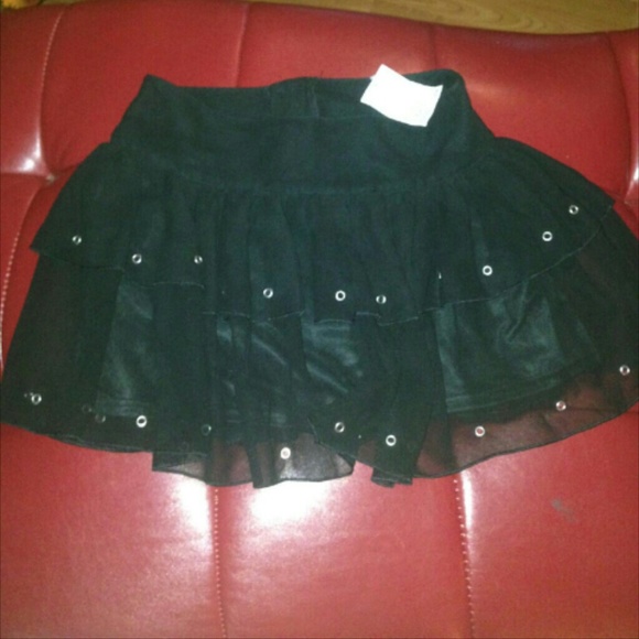 H & M  Skirt Size 6 Nwt