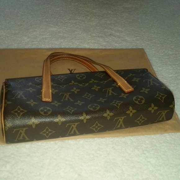 SOLD-Additional pictures of Louis Vuitton - Picture 2 of 4