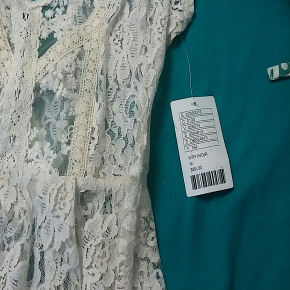 💯BUNDLED💯 KIMCHI BLUE FLORAL LACE HIPPIE - Picture 3 of 4