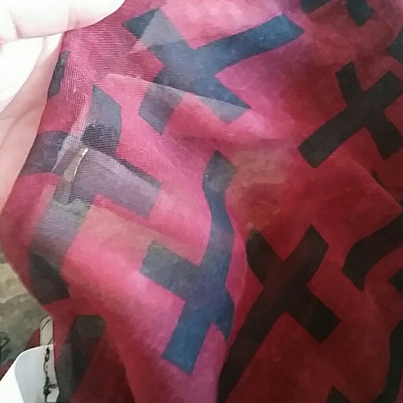 Scarf - Picture 3 of 3