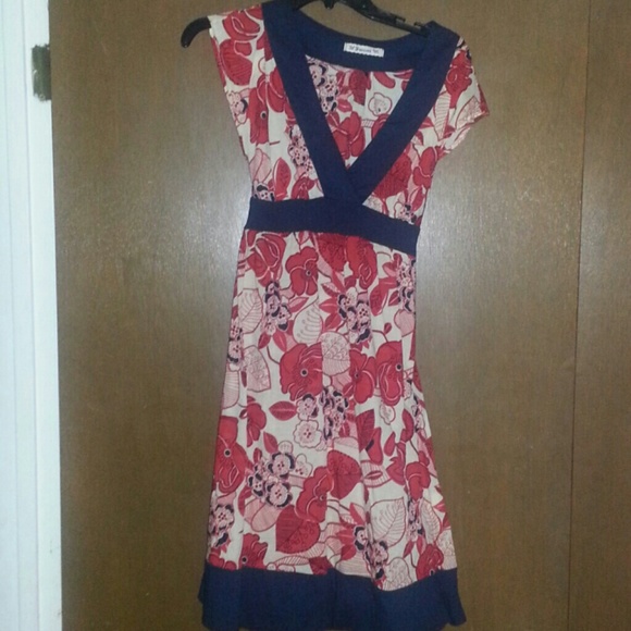 Floral dress NWOT