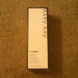 NIB Mary Kay Timewise Moisturizer in Normal/Dry
