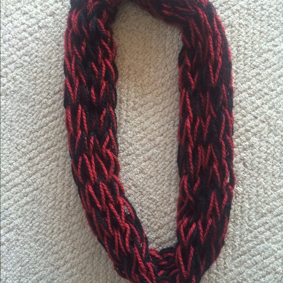 Red and black homemade infinity scarf - Picture 1 of 2