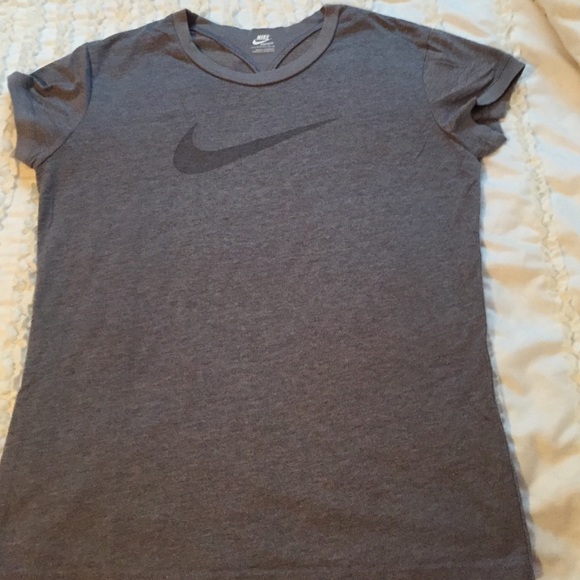 Nike tee