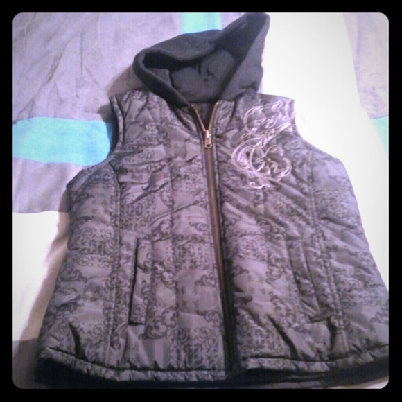 Hooded vest