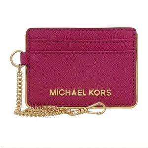 ISO MICHAEL KORS TRAVEL CHAIN I'D HOLDER