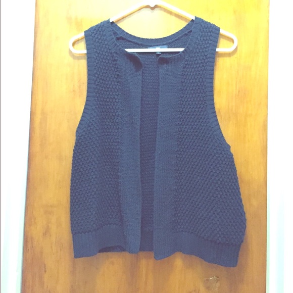 Gap vest