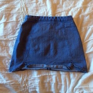 Brandy Melville mini skirt