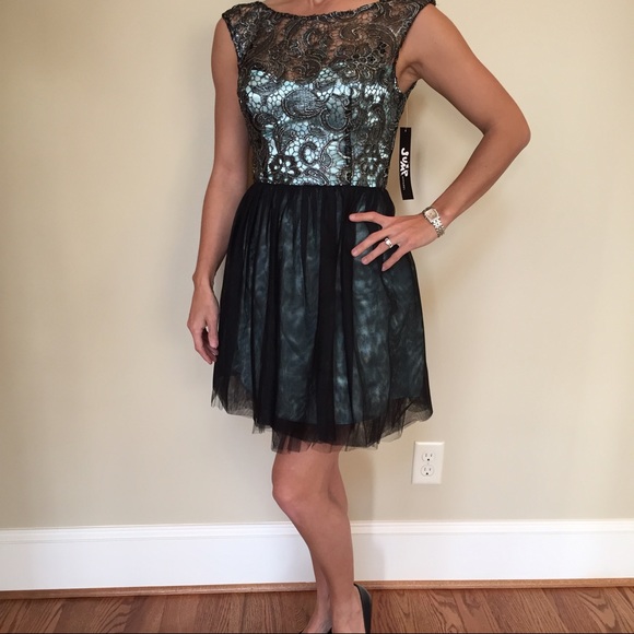 🆕 🌸NWT Fabulous party dress💃 - Picture 2 of 4