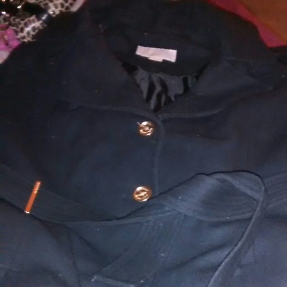 Coat - Picture 2 of 3