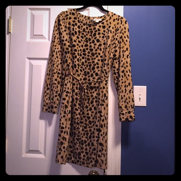 Merona Dresses & Skirts - Merona Animal Print Dress w/ Buttoned Cuffs