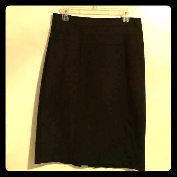Classic Black Knit Pencil Skirt