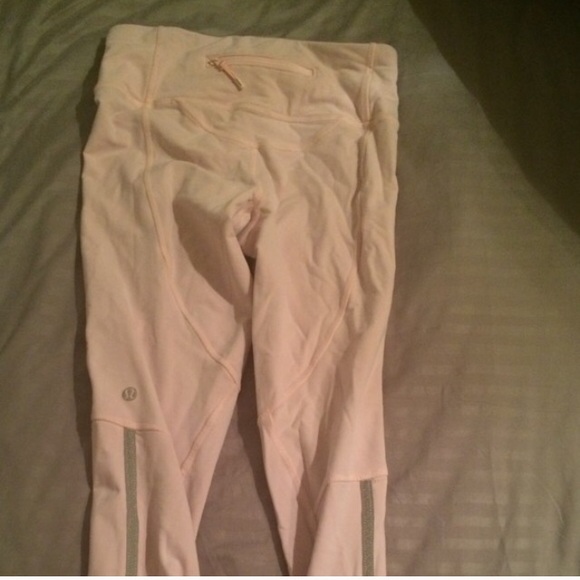Lululemon pale pink 2 leggings