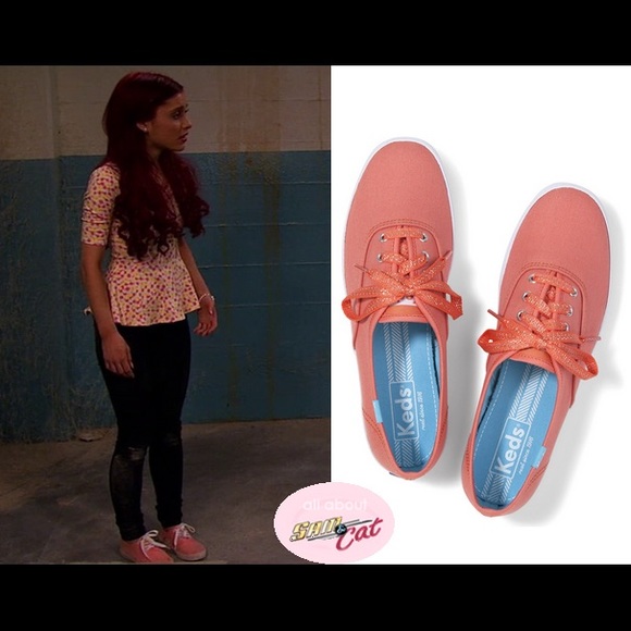 🎊hold for @kat_hanks🎊 Coral Keds