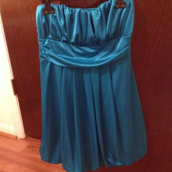 Forever 21 strapless dress