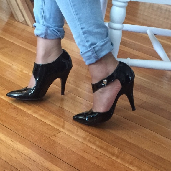 BCBGirls pumps
