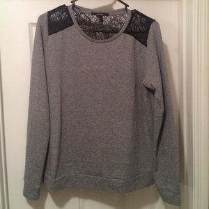 Long-Sleeved Gray Top w/ Lace Accents