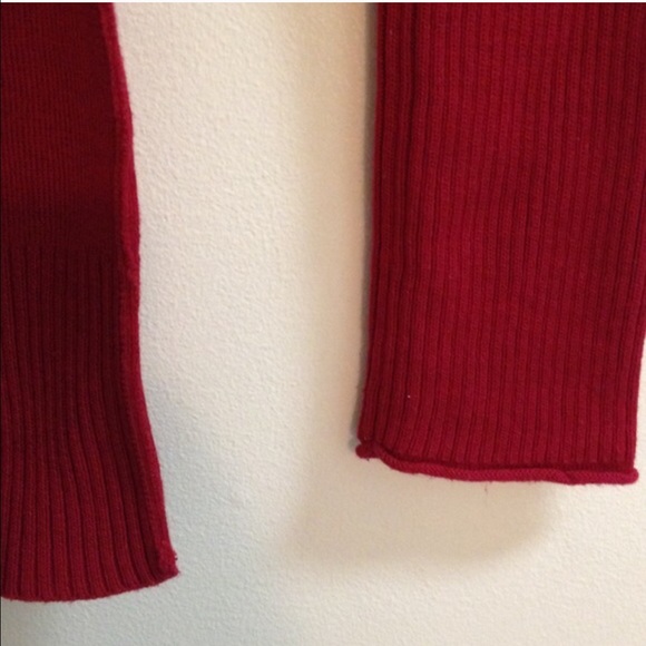 Pretty Aeropostale Red Long Small Sweater - Picture 3 of 3