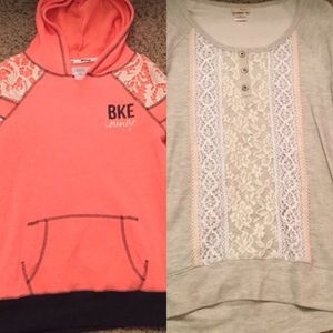 BUNDLED ITEMS. BKE sweatshirt & Sweater