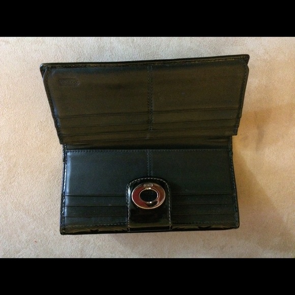 Authentic Coach Wallet - Picture 3 of 3