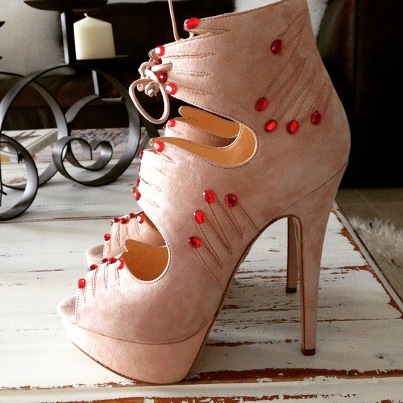 Charlotte Olympia Hands On Size 38 $850