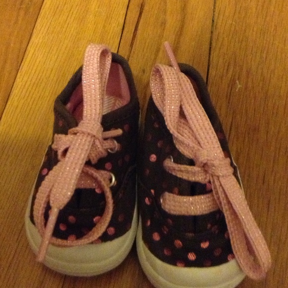 Crib and crawl baby girls kids sneakers