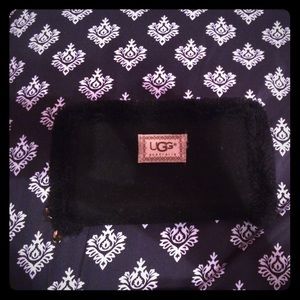 Faux Ugg Australia black wallet