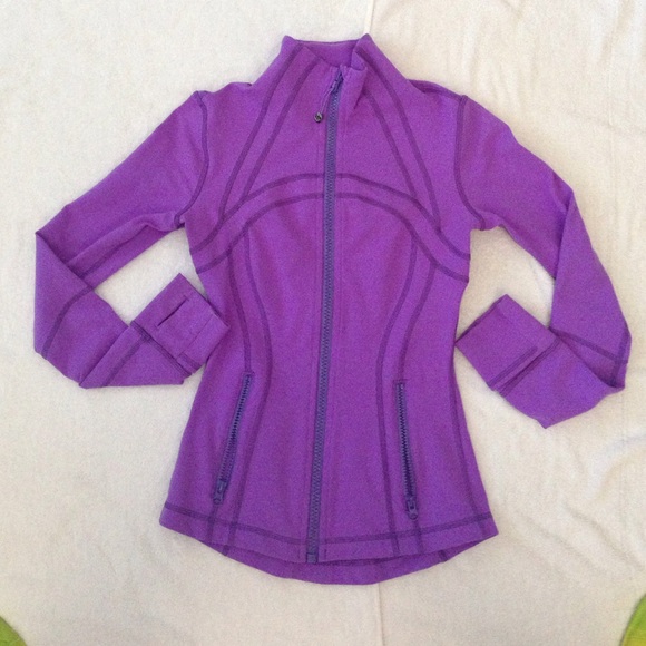 Sale!! Lululemon DEFINE jacket sz2