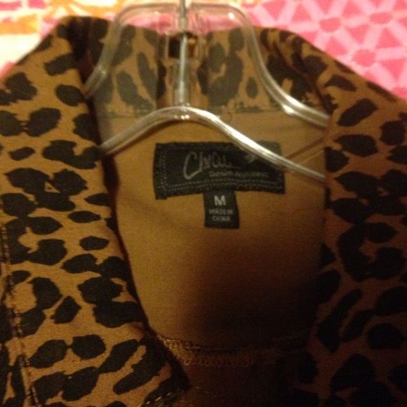 Vest - Picture 2 of 3